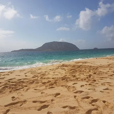 Luxury La Graciosa * Caleta de Sebo
